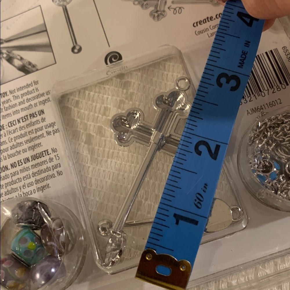 Cousin 18 Piece necklace kit Chain Charm Collection Kit NEW - Picture 5 of 10